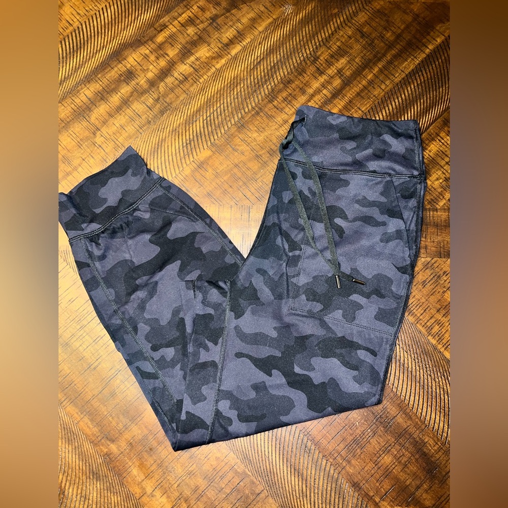 CRZ YOGA Black Camouflage Joggers